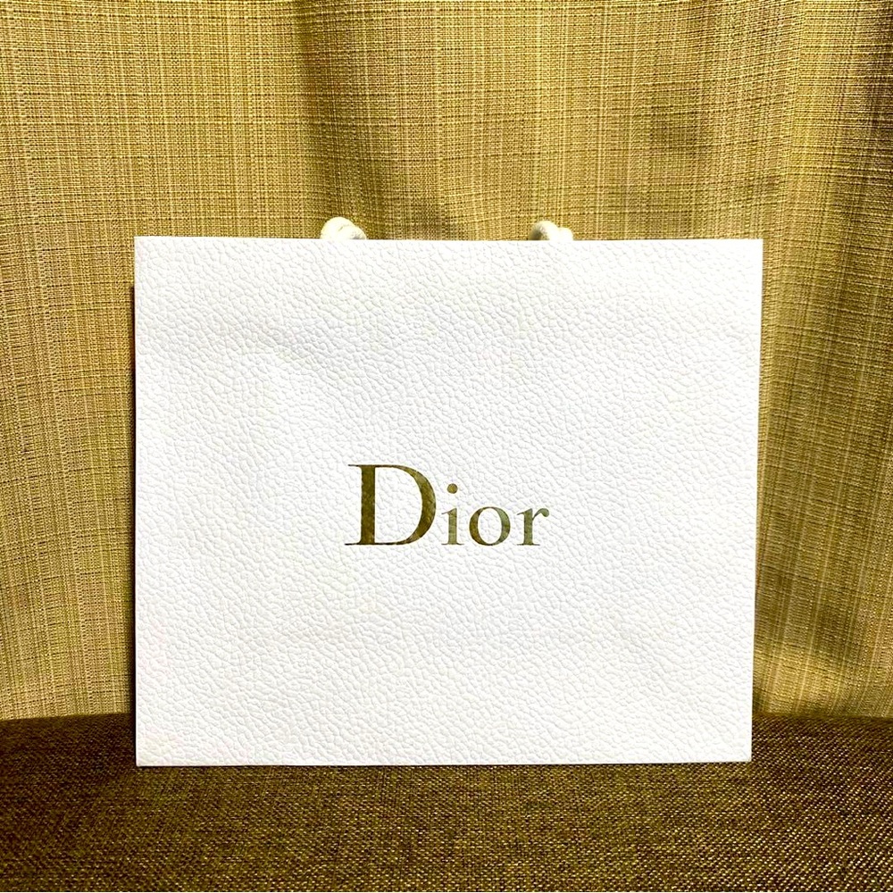 New!Dior Keep Sake Paper Bag Medium